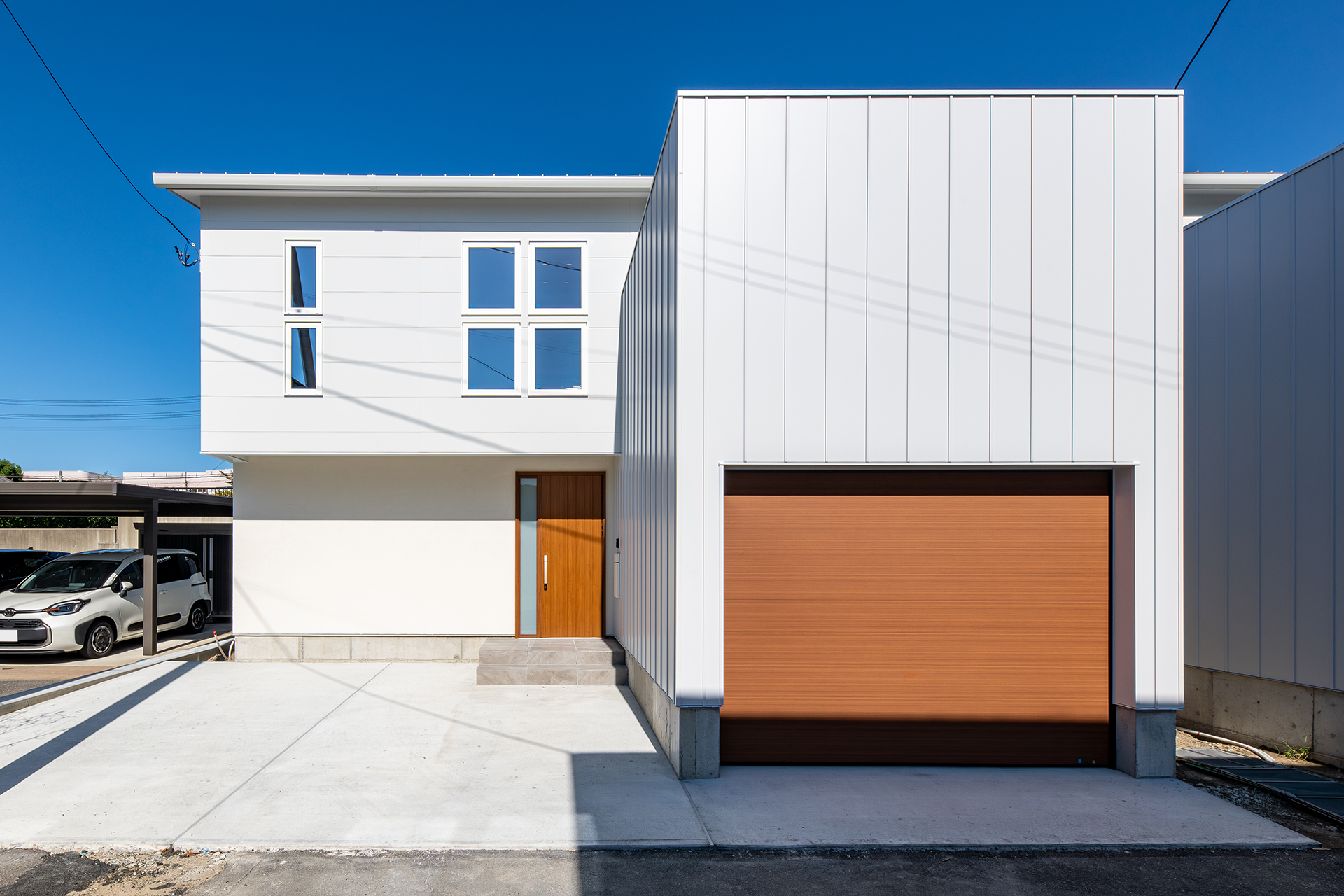 【ガレージとアウトドアリビングがある家】2Fリビングだからこそ叶う、陽光あふれる開放的な暮らし【A号棟】│新潟市中央区旭町通